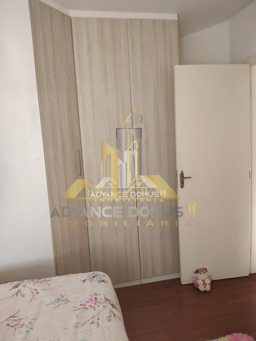 Casa à venda com 3 quartos, 92m² - Foto 12